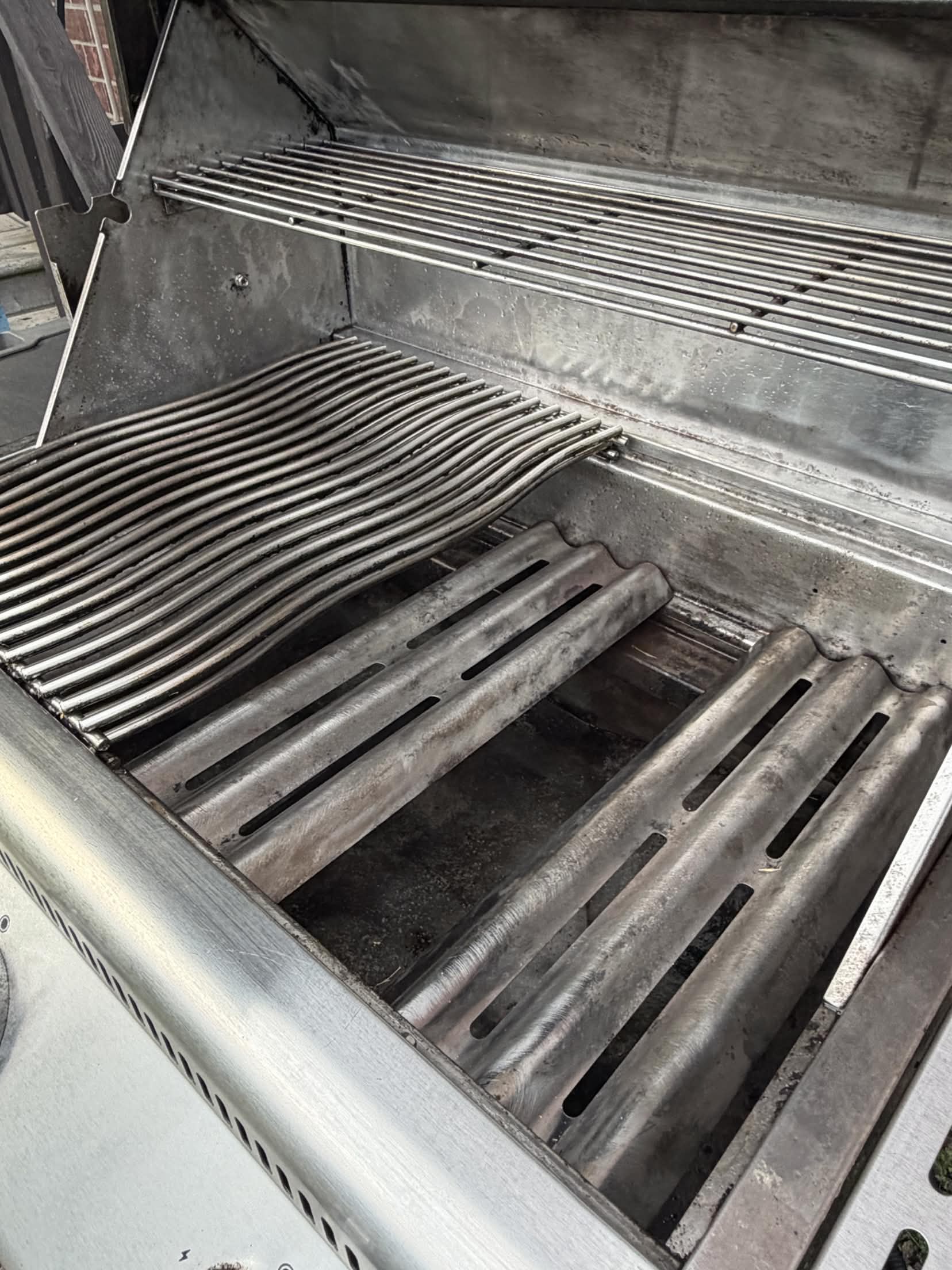 Smokies grill cleaning job - photo 6